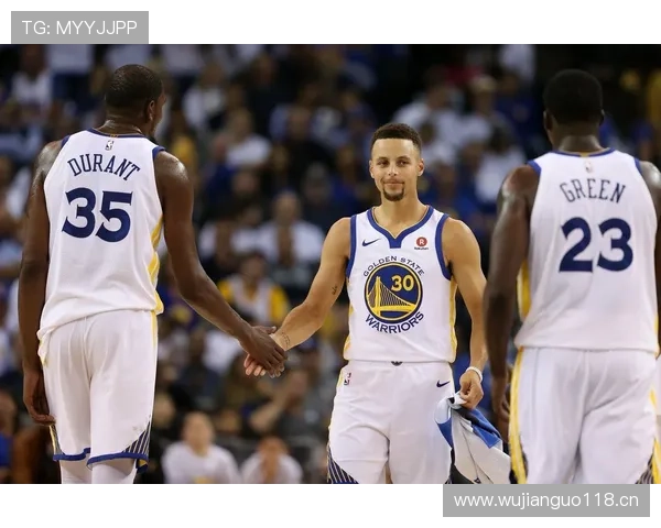 阿什拉夫对阵顶级豪门的速度压制表现解析